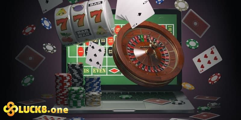Vì sao nên chọn chơi game bài Live casino Luck8